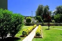 Saint Thomas Village *